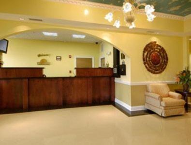 Days Inn & Suites By Wyndham Swainsboro Екстериор снимка